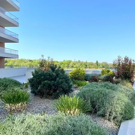 Studio No 5 Lebada Lake * Bukarest