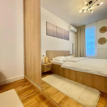 Studio No 5 Lebada Lake *